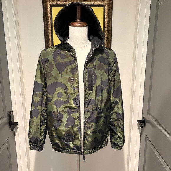 Coach Leather Jacket - Reversible and brand new Black Camo Size 40 - Picture 6 of 11